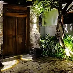 O.B Oemah Bone Homestay